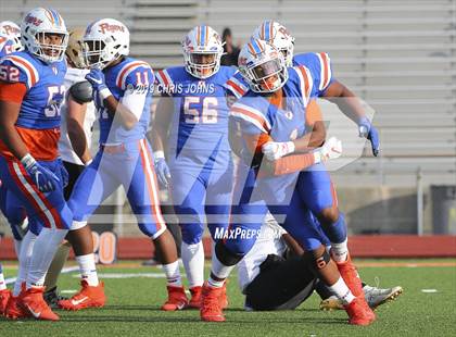 Thumbnail 2 in Oak Lawn Richards @ East St. Louis  (IHSA 6A Quarterfinal) photogallery.