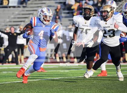Thumbnail 1 in Oak Lawn Richards @ East St. Louis  (IHSA 6A Quarterfinal) photogallery.