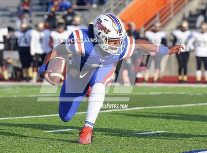 Thumbnail 1 in Oak Lawn Richards @ East St. Louis  (IHSA 6A Quarterfinal) photogallery.