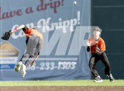 Thumbnail 1 in Greenfield vs Lincolnwood (GCS) photogallery.