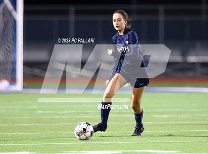 Thumbnail 1 in Capital Christian @ Vista del Lago photogallery.