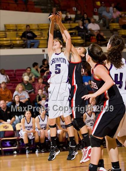 Thumbnail 3 in Canyon vs Wichita Falls (Fantasy of Lights D1 Championship) photogallery.