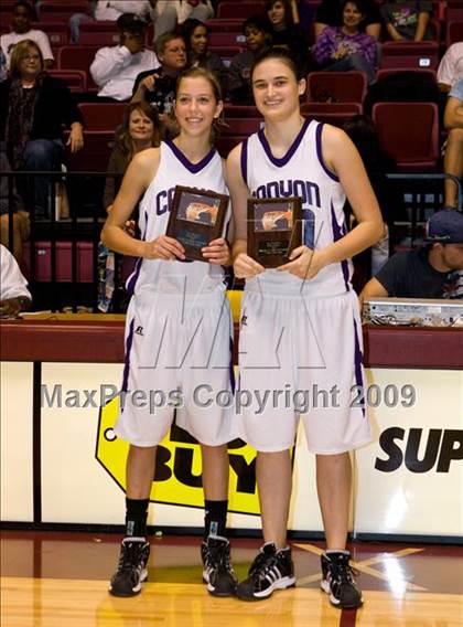 Thumbnail 1 in Canyon vs Wichita Falls (Fantasy of Lights D1 Championship) photogallery.