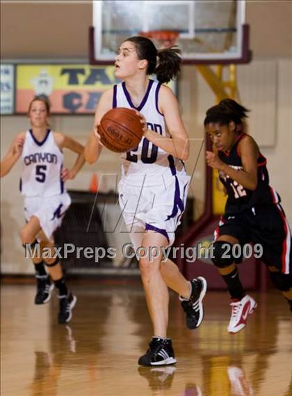 Thumbnail 3 in Canyon vs Wichita Falls (Fantasy of Lights D1 Championship) photogallery.