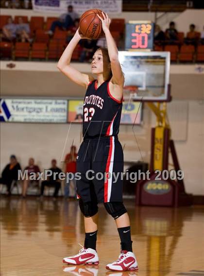 Thumbnail 1 in Canyon vs Wichita Falls (Fantasy of Lights D1 Championship) photogallery.