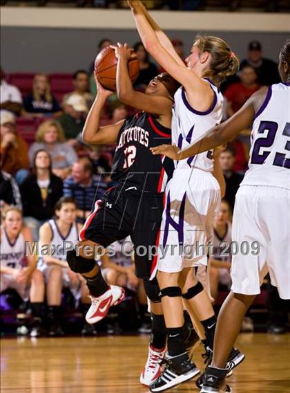 Thumbnail 2 in Canyon vs Wichita Falls (Fantasy of Lights D1 Championship) photogallery.