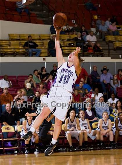 Thumbnail 3 in Canyon vs Wichita Falls (Fantasy of Lights D1 Championship) photogallery.