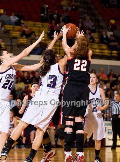 Thumbnail 2 in Canyon vs Wichita Falls (Fantasy of Lights D1 Championship) photogallery.