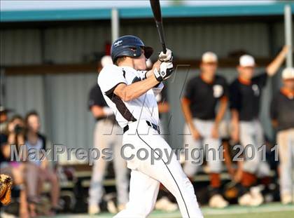 Thumbnail 2 in Dobie @ Pasadena Memorial photogallery.
