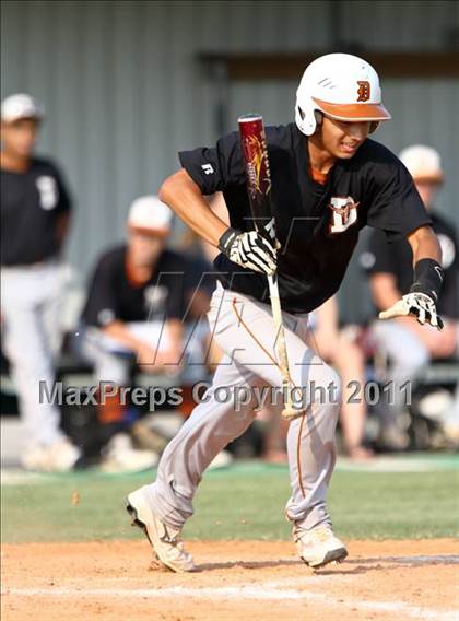 Thumbnail 2 in Dobie @ Pasadena Memorial photogallery.