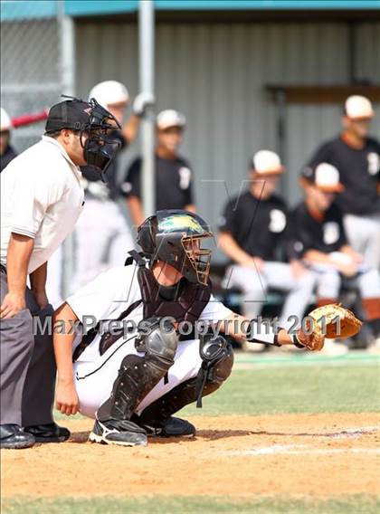 Thumbnail 3 in Dobie @ Pasadena Memorial photogallery.