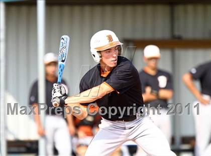 Thumbnail 2 in Dobie @ Pasadena Memorial photogallery.