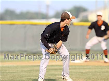 Thumbnail 3 in Dobie @ Pasadena Memorial photogallery.