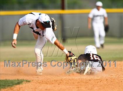 Thumbnail 1 in Dobie @ Pasadena Memorial photogallery.