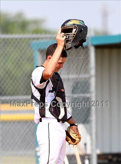 Thumbnail 3 in Dobie @ Pasadena Memorial photogallery.