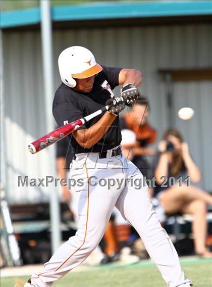 Thumbnail 2 in Dobie @ Pasadena Memorial photogallery.