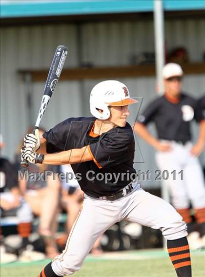 Thumbnail 2 in Dobie @ Pasadena Memorial photogallery.
