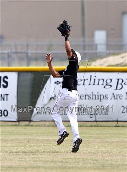Thumbnail 1 in Dobie @ Pasadena Memorial photogallery.