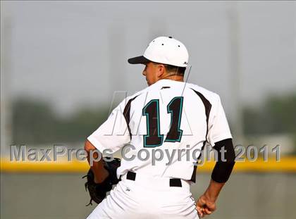 Thumbnail 3 in Dobie @ Pasadena Memorial photogallery.