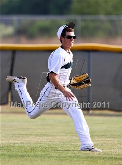 Thumbnail 3 in Dobie @ Pasadena Memorial photogallery.