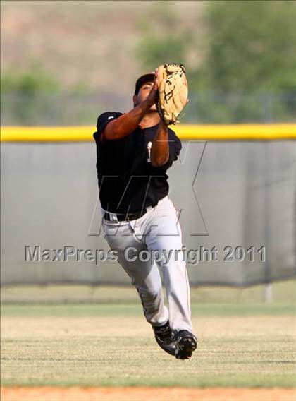 Thumbnail 2 in Dobie @ Pasadena Memorial photogallery.