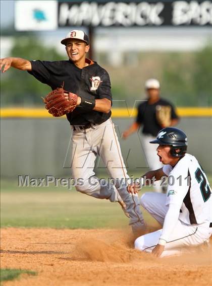 Thumbnail 3 in Dobie @ Pasadena Memorial photogallery.