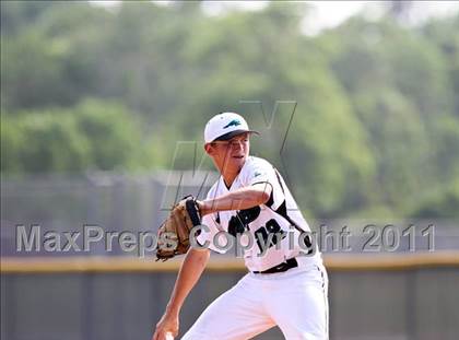 Thumbnail 2 in Dobie @ Pasadena Memorial photogallery.