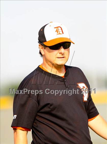 Thumbnail 3 in Dobie @ Pasadena Memorial photogallery.