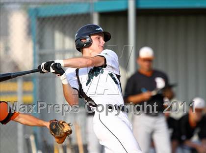 Thumbnail 3 in Dobie @ Pasadena Memorial photogallery.