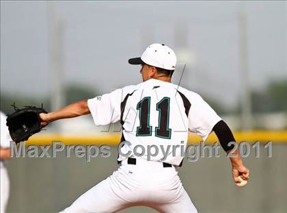 Thumbnail 2 in Dobie @ Pasadena Memorial photogallery.