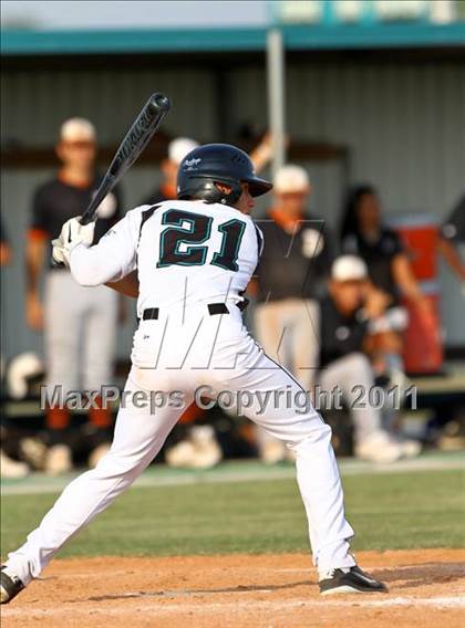 Thumbnail 2 in Dobie @ Pasadena Memorial photogallery.