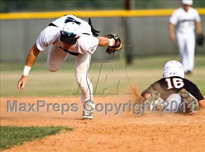 Thumbnail 2 in Dobie @ Pasadena Memorial photogallery.