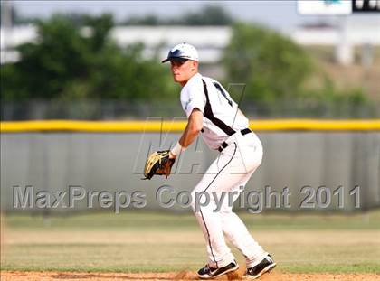 Thumbnail 2 in Dobie @ Pasadena Memorial photogallery.