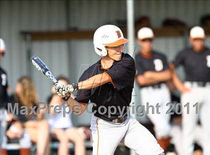 Thumbnail 3 in Dobie @ Pasadena Memorial photogallery.