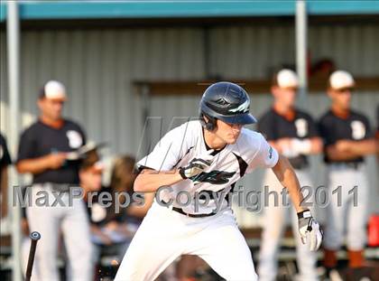 Thumbnail 1 in Dobie @ Pasadena Memorial photogallery.