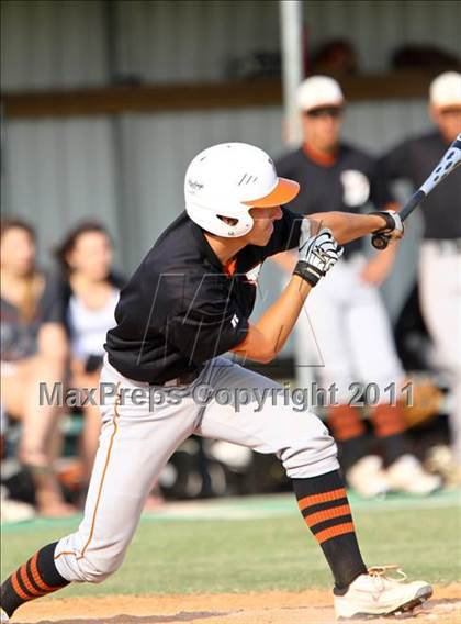 Thumbnail 3 in Dobie @ Pasadena Memorial photogallery.
