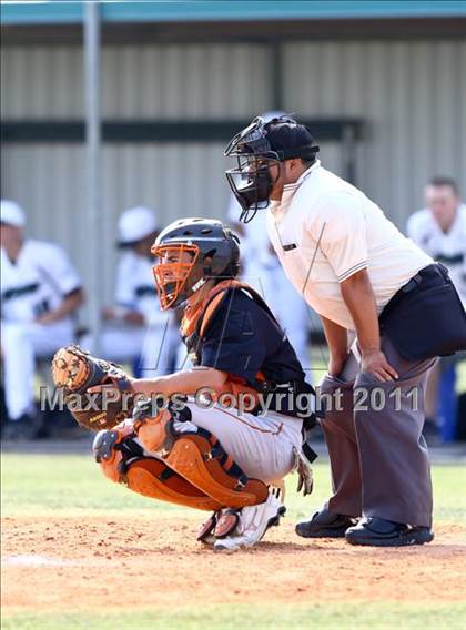 Thumbnail 2 in Dobie @ Pasadena Memorial photogallery.