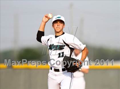 Thumbnail 3 in Dobie @ Pasadena Memorial photogallery.
