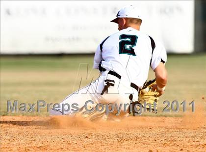 Thumbnail 2 in Dobie @ Pasadena Memorial photogallery.