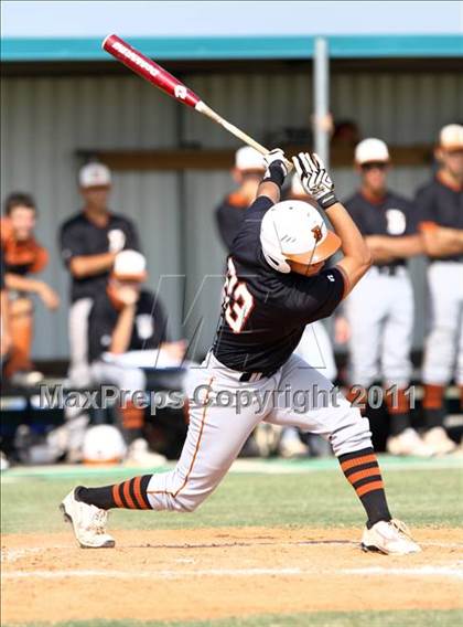 Thumbnail 2 in Dobie @ Pasadena Memorial photogallery.