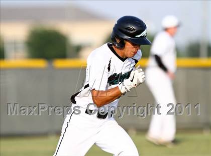 Thumbnail 2 in Dobie @ Pasadena Memorial photogallery.