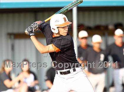 Thumbnail 2 in Dobie @ Pasadena Memorial photogallery.