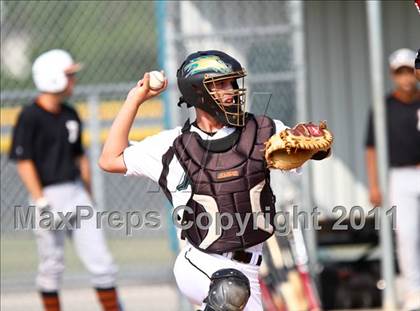 Thumbnail 2 in Dobie @ Pasadena Memorial photogallery.