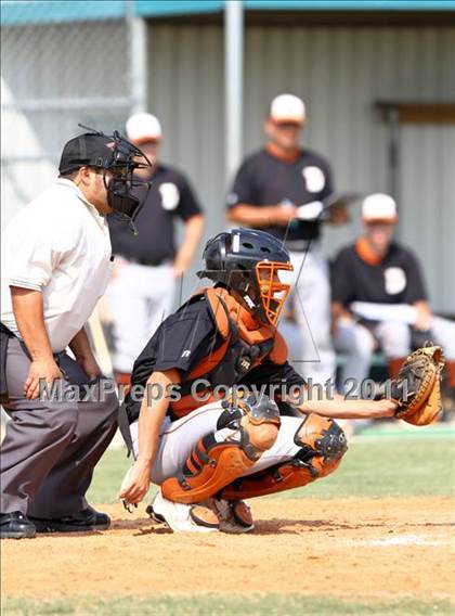 Thumbnail 1 in Dobie @ Pasadena Memorial photogallery.
