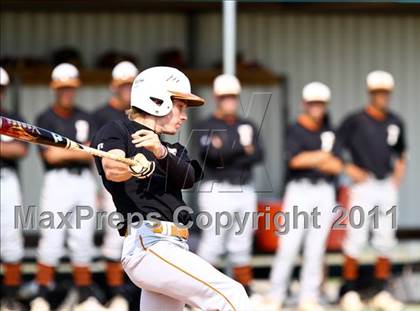 Thumbnail 2 in Dobie @ Pasadena Memorial photogallery.