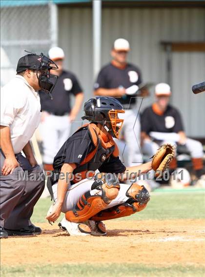 Thumbnail 2 in Dobie @ Pasadena Memorial photogallery.