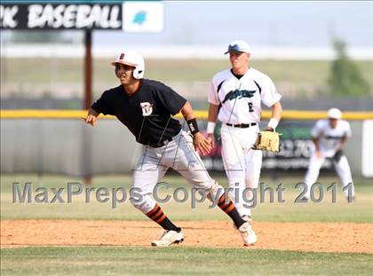 Thumbnail 3 in Dobie @ Pasadena Memorial photogallery.