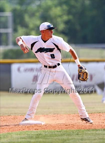 Thumbnail 3 in Dobie @ Pasadena Memorial photogallery.