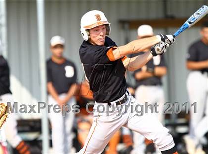 Thumbnail 1 in Dobie @ Pasadena Memorial photogallery.
