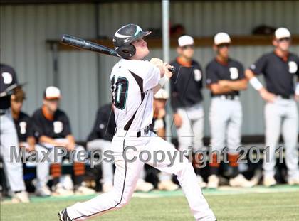 Thumbnail 3 in Dobie @ Pasadena Memorial photogallery.